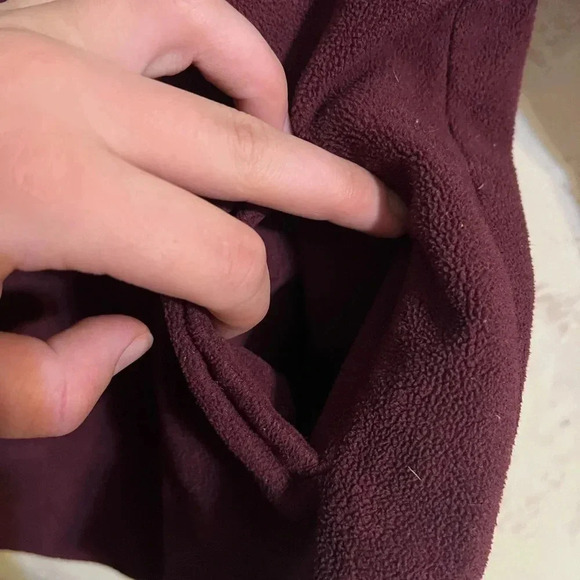 OLD NAVY Sweatshirt - Picture 4 of 6